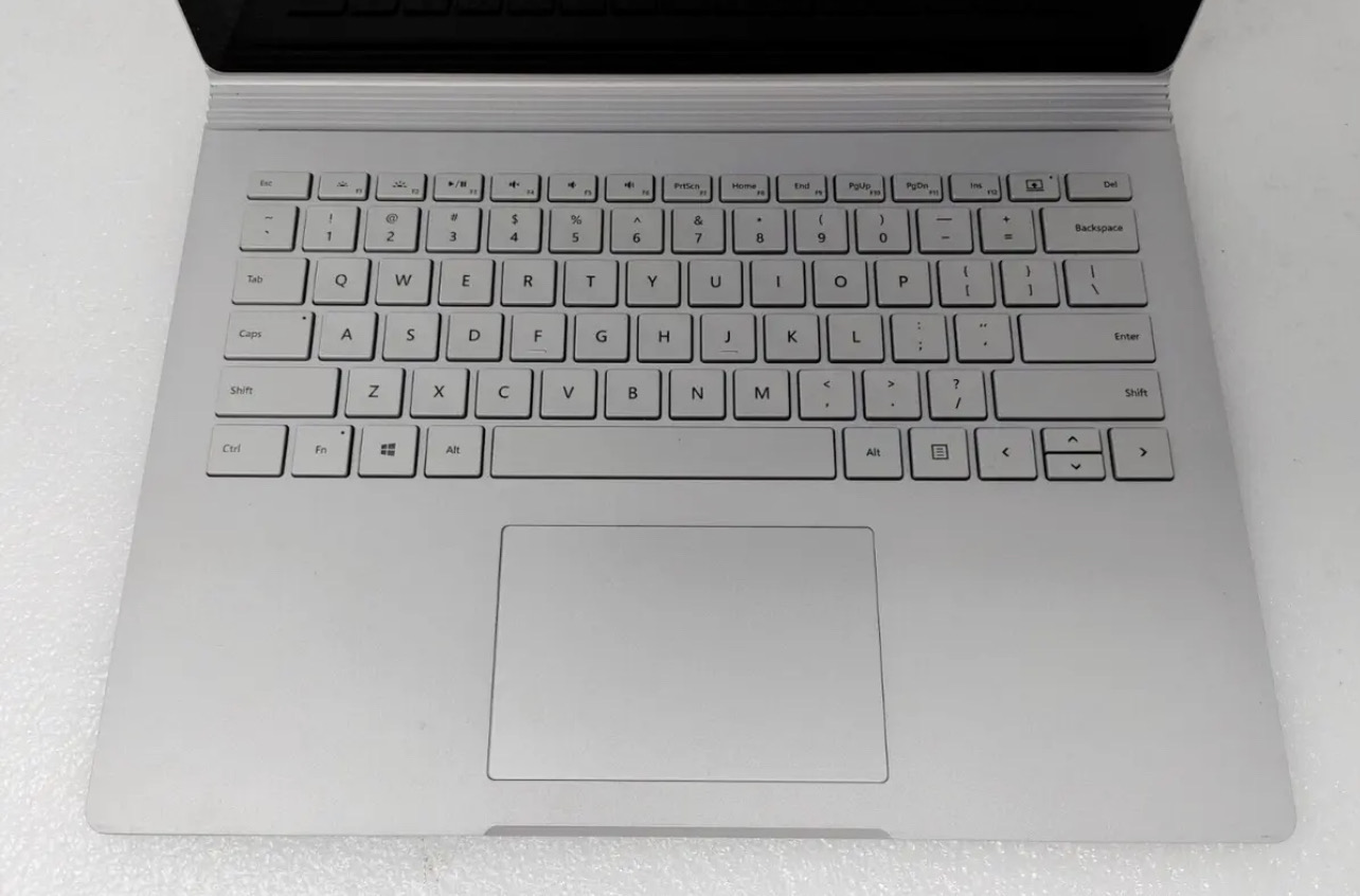 Microsoft Surface Book 2 1832 - Intel Core i5 7300U, 8GB DDR3, 256GB SSD