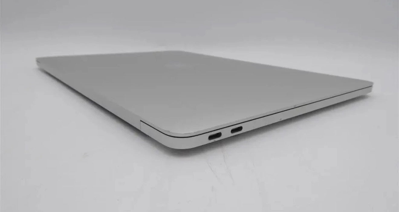 Apple MacBook Pro Laptop - 2.20 GHz i7-8750H 16GB 256GB SSD - A1990 2018 15" inch (Used) image 4