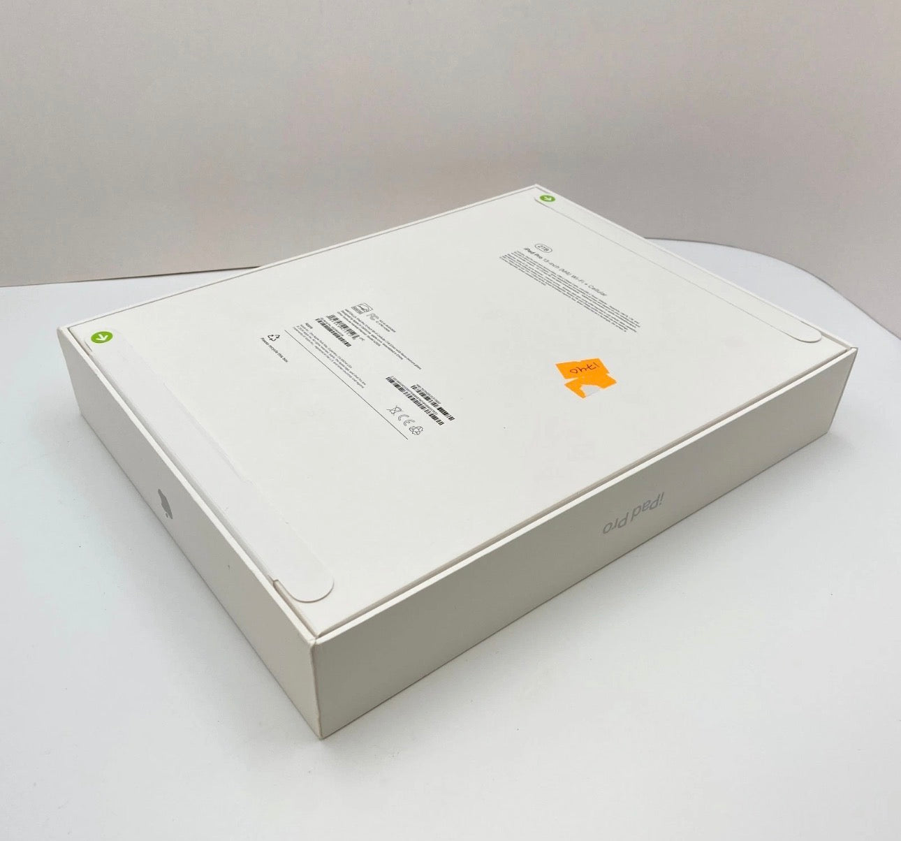 Apple iPad Pro 13" - 2TB, 2024 M4, Silver (Unlocked) A2926 - NEW & SEALED