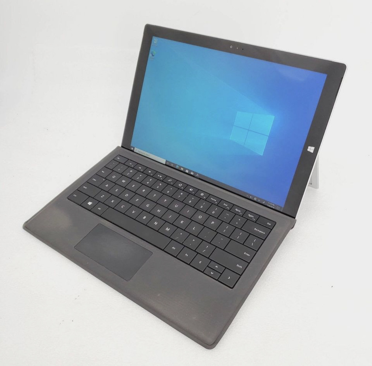 Microsoft Surface Pro 3 | Intel i5-4300U | 4GB RAM | 128GB SSD | Windows 11 Pro | Includes Typing Cover - Used image 1