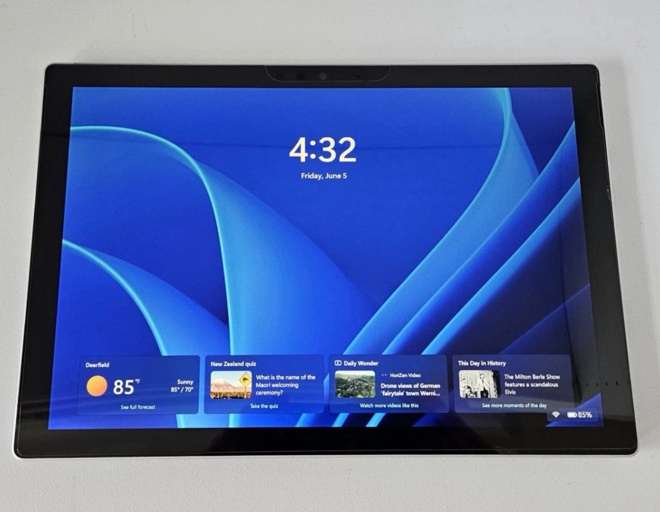 Microsoft Surface Pro 5 1796 Silver 12.3" Core i5-7300U 8GB RAM 256GB Win 11 Pro (Tablet Only) image 1